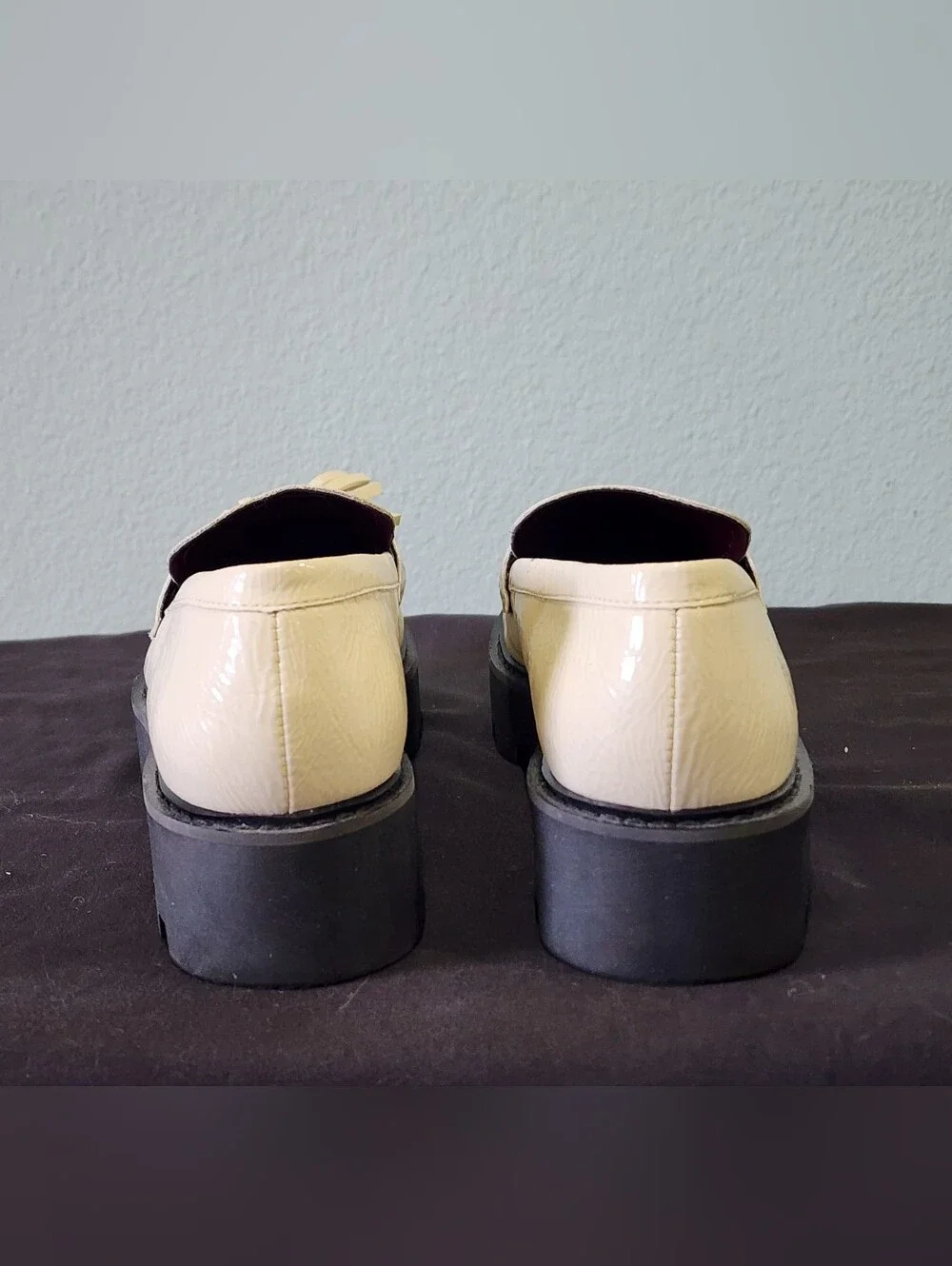 SARTO by Franco Sarto | Balinna Platform Tassel Loafers | Cream | U.S. Size 6.5